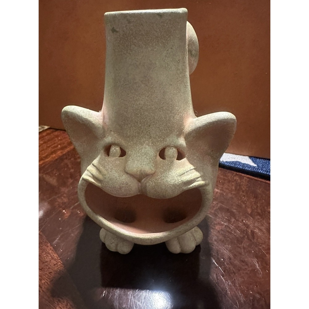 Vintage Kitty Cat Chimney Ceramic Clay Pottery Candle Holder Votive Beige 5.5"
